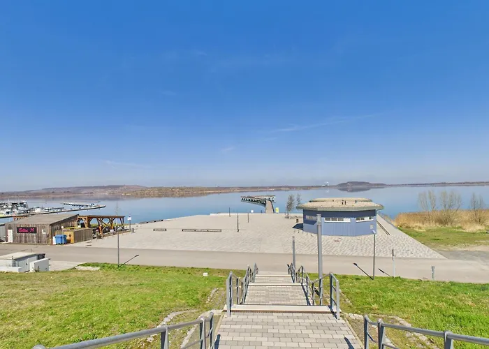 Loft & Living Am Geiseltalsee Lägenhet